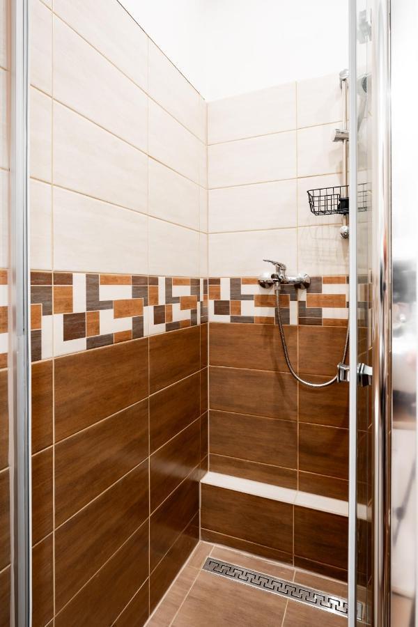 Internesto Brno Luzanky Apartment ภายนอก รูปภาพ